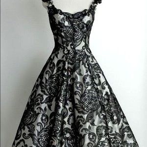 Meet your Posher, Hillary